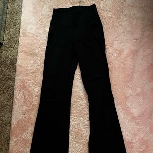 Lululemon Groove Pants *Luxstream*